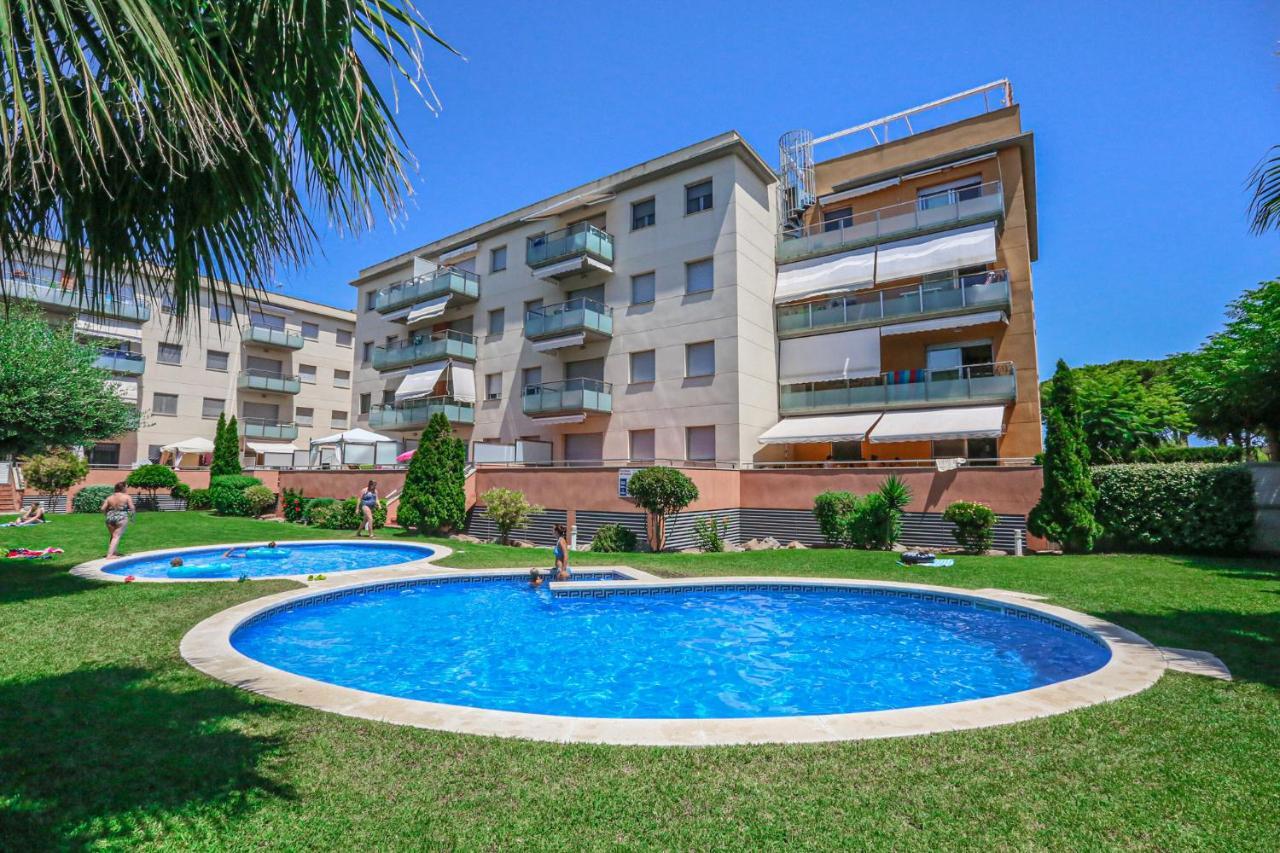 Sol Millet Litoral - Only Families Apartment Cambrils Bagian luar foto